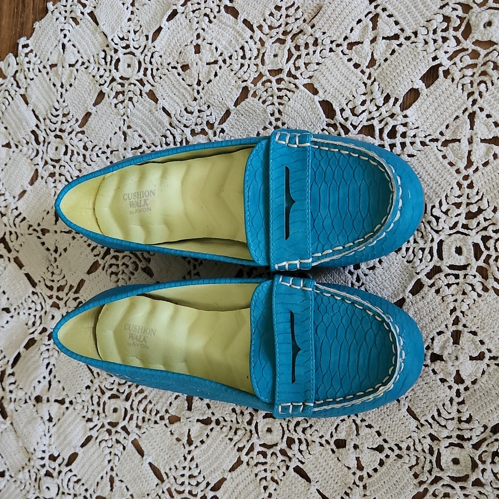 Avon Cushion walk shoes